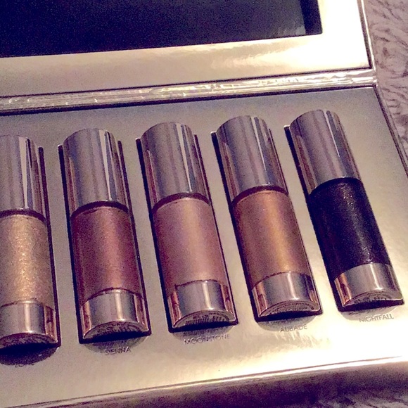 Natasha Denona chroma crystal eyeshadow pick 1 new never opened - Picture 1 of 3